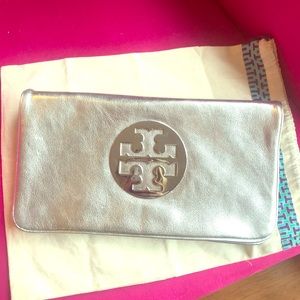 Silver Tory Burch Reva Clutch / Shoulder Bag
